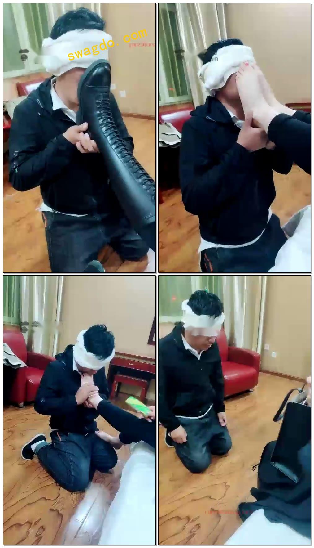 【依依女王】清理主人高靴鞋底,闻舔捂出汗的原味黑袜香脚【69分钟】【标清】
