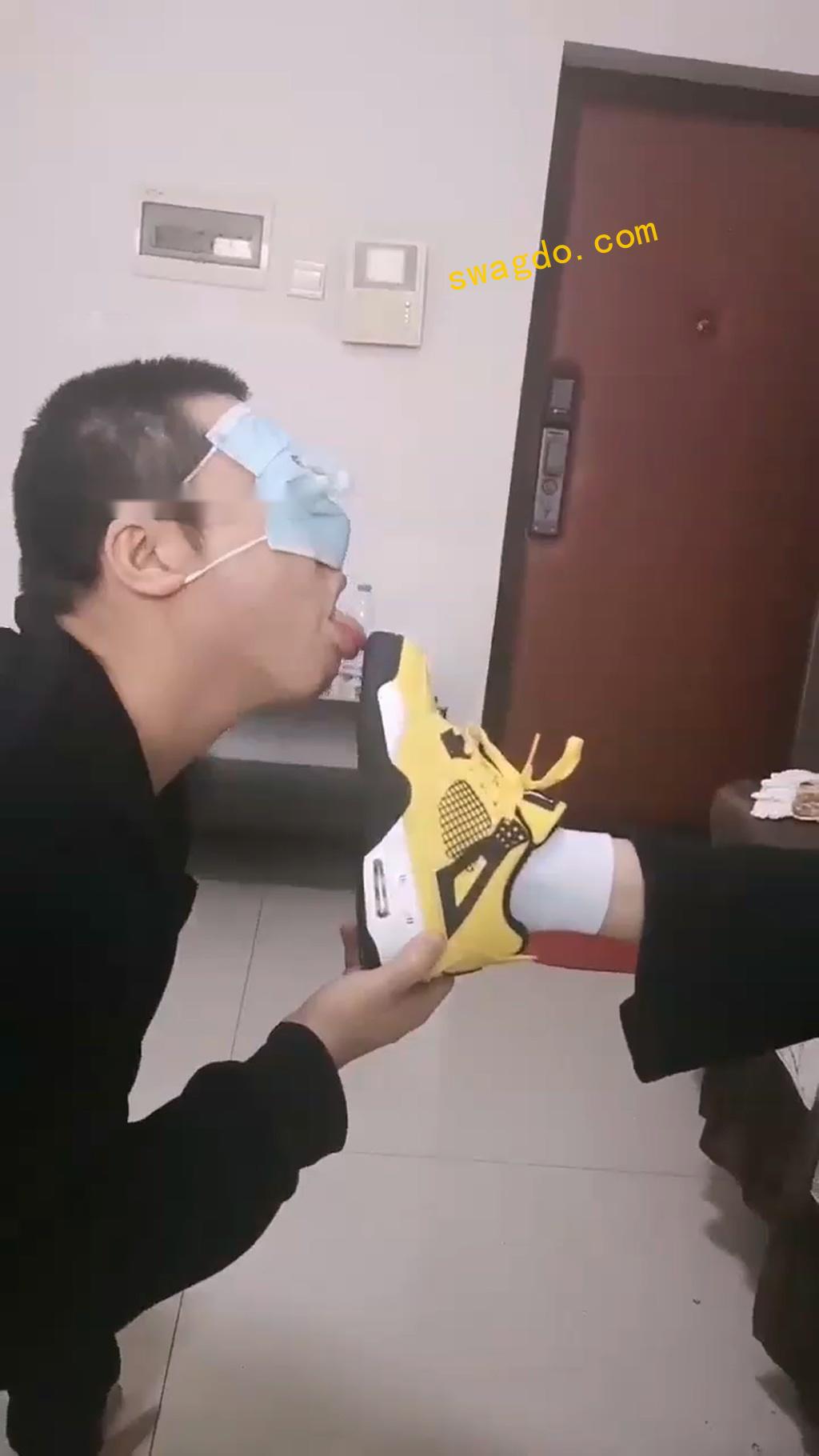 【与精神小妹的那些事】三女神露脸发泄【26分钟】