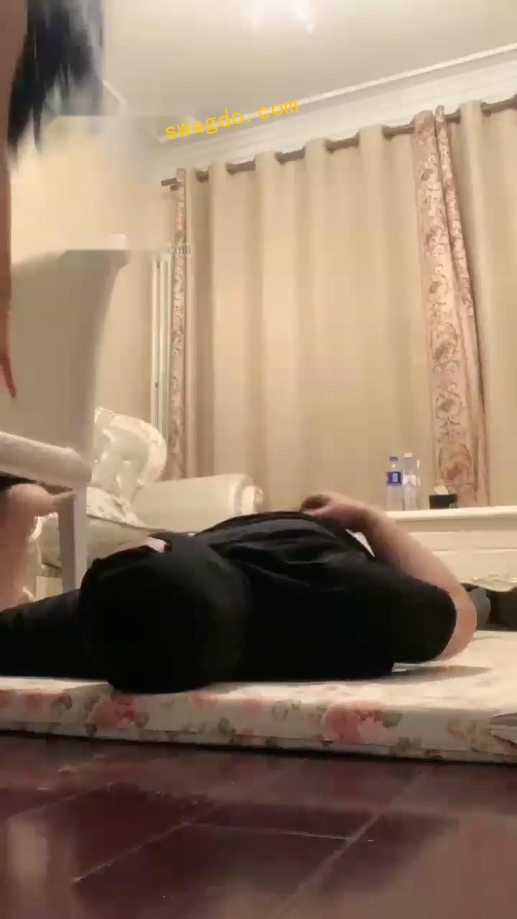 【kiki】暴打提档踩踏【35分钟】