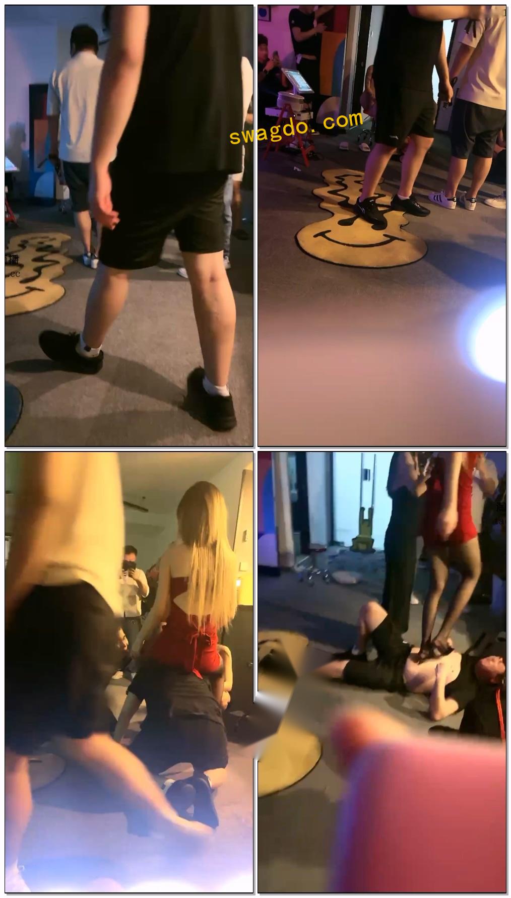 【可心S】北京聚会游戏中【28分钟】 【可心S】北京聚会游戏中【28分钟】