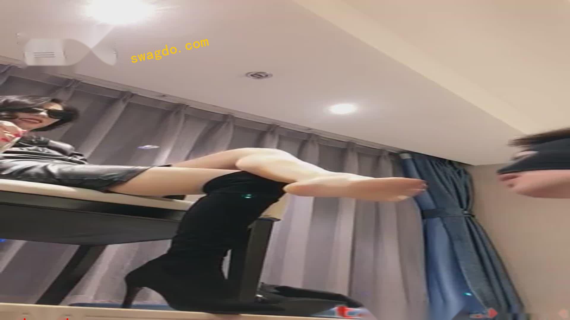 【43分】撸吧又他妈操哭一只狗哈哈哈爽_-歌迪丝S_201811121839381