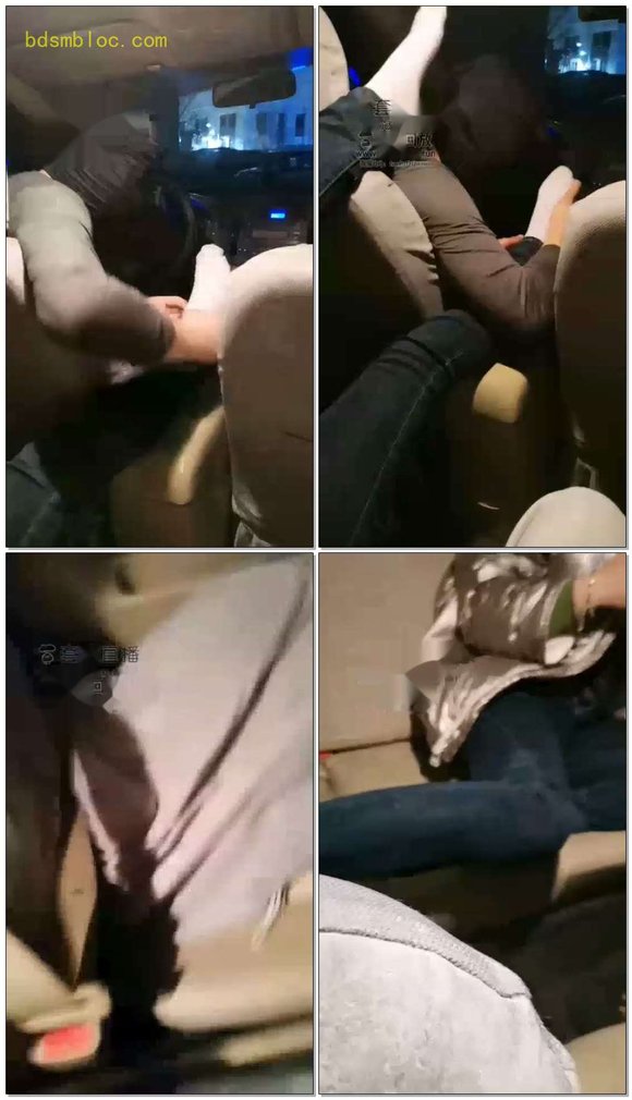 【幻樱】带素人闺蜜用脚捅吐贱狗司机嘴巴
