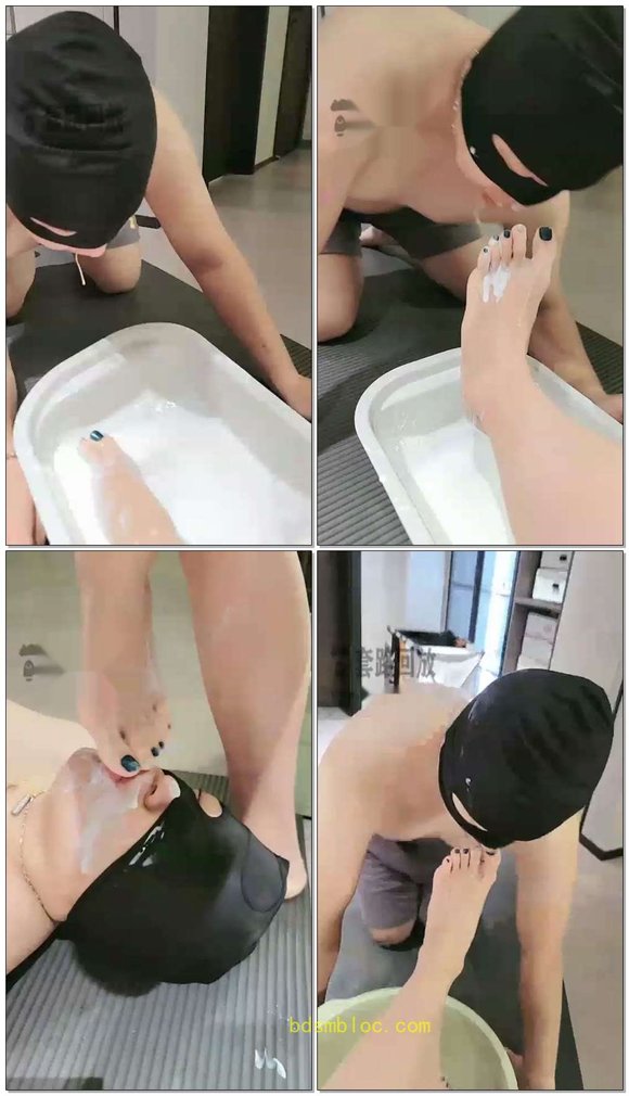 【蜜桃儿S】喂食，舌头伺候，男仆滚过来