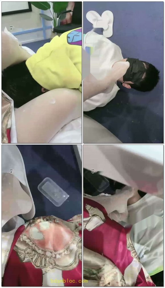 【绘子】学姐白丝脚垫，胯下夹狗头