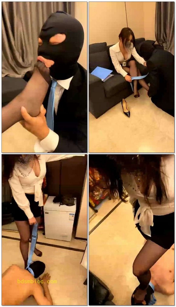 【三三】调偷丝袜的男同事