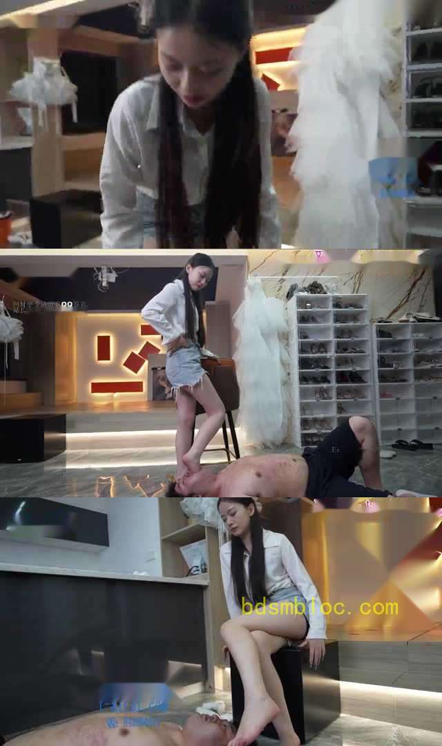 【美女维C】脚深喉 舔脚皮 啃脚皮