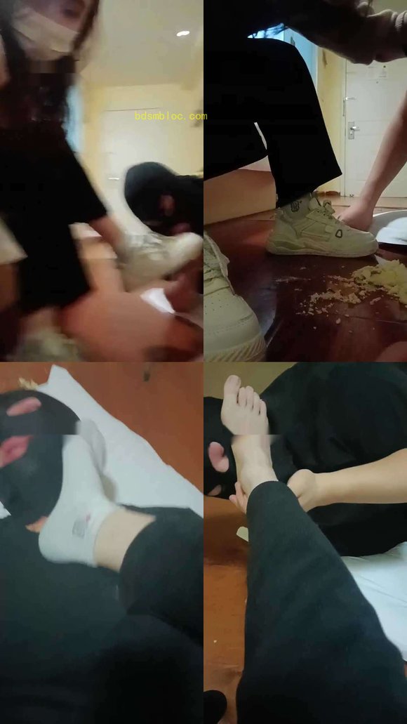 【林十七】舔鞋/口水/喂食贱狗