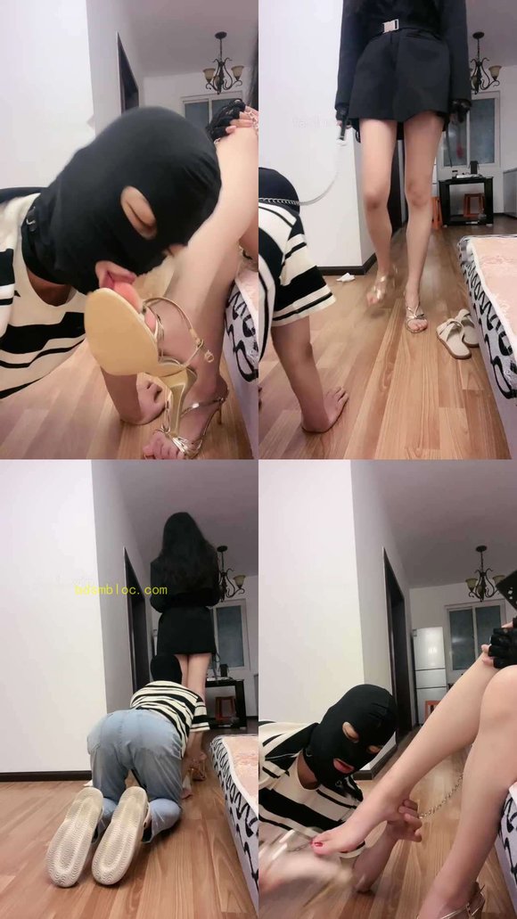 【佳佳】御姐范高跟裸足踩狗恋足【下】