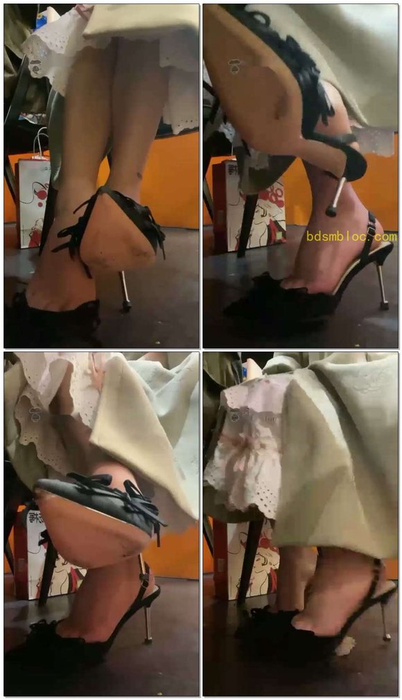 【绘子】爬到脚下吃个饭