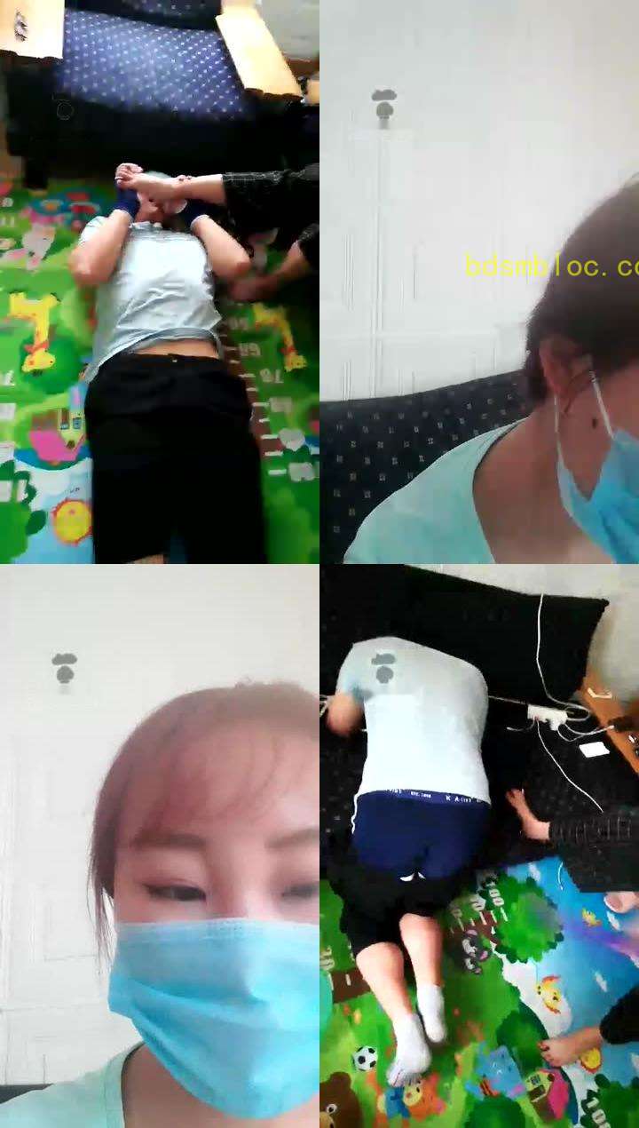 【佳欣】训狗！暴抽暴打舔脚底酸奶