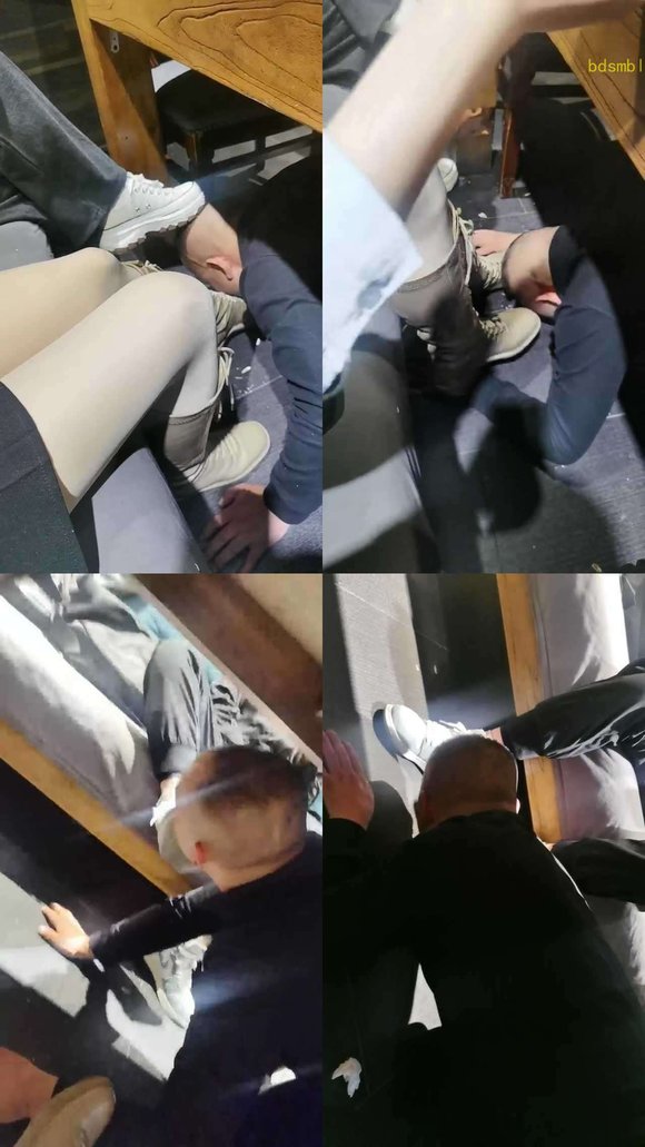 【西北傻子】桌底视角-轮流舔脏鞋