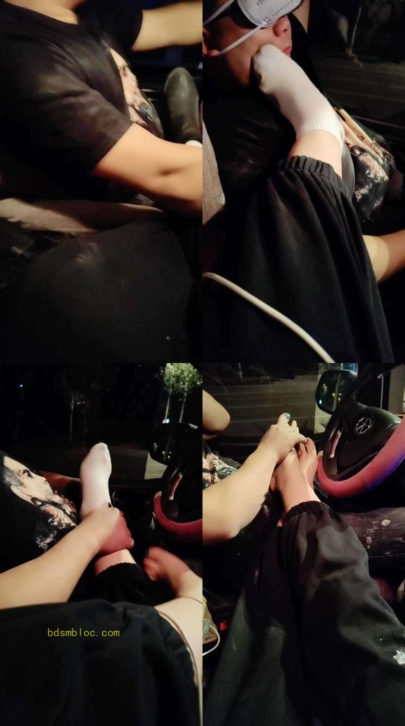 【李老师】车内舔脏短靴白袜