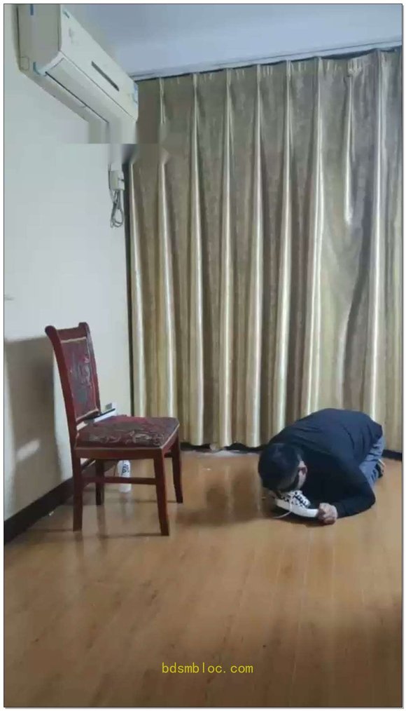 【最抗揍的是我吗】舔脚