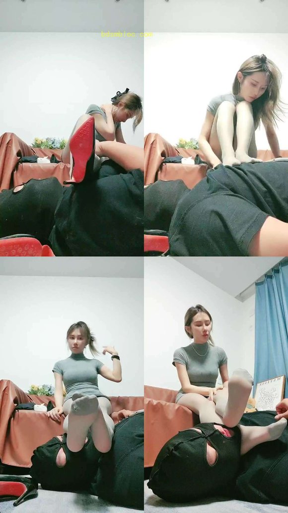 【喵酱紫】灰丝美腿踩地毯奴