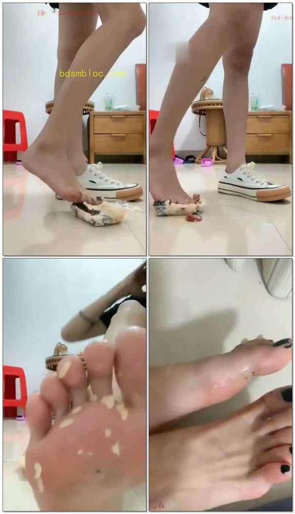 【希希bb】小白鞋踩踏寿司+裸足口水专场
