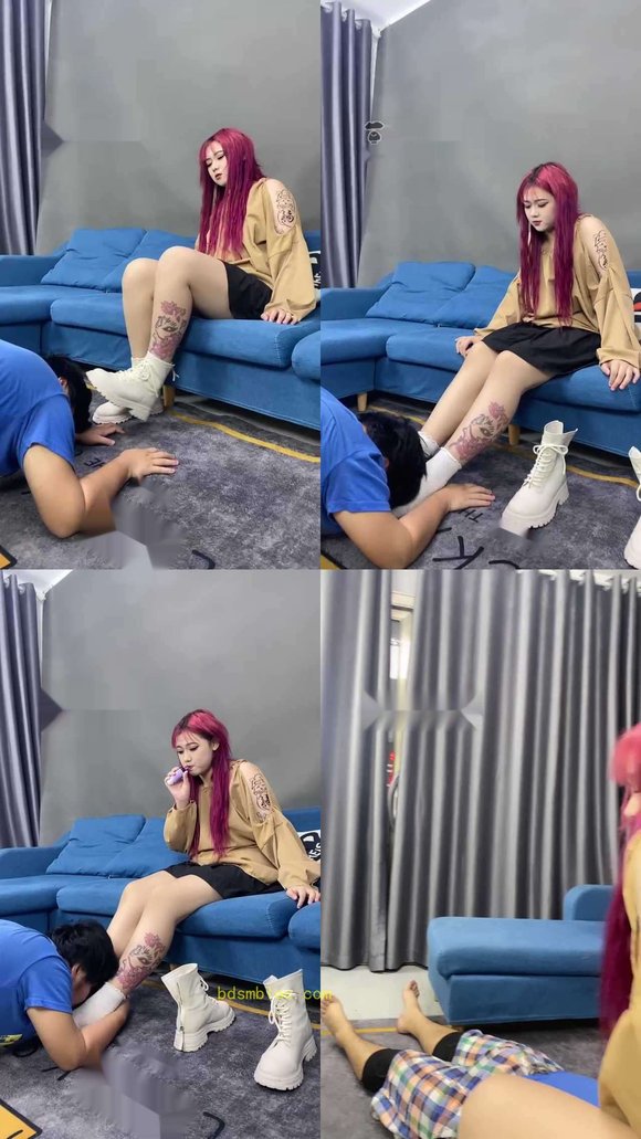 【月月S】精神小妹短靴白袜辱狗