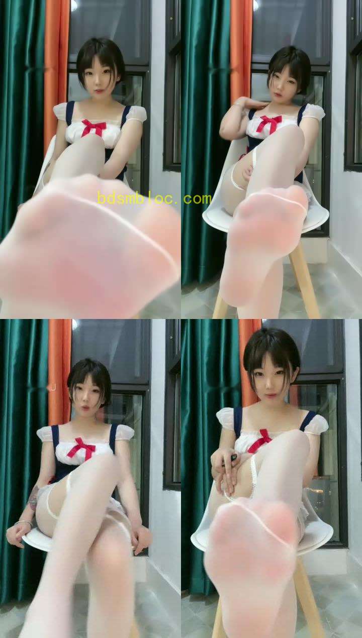 【清清sama】第一视角红绿灯白丝炸5次