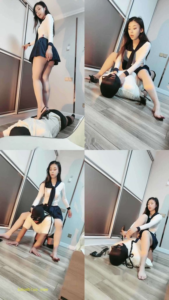 【咸蛋】全体重踩踏坐脸脚踩窒息