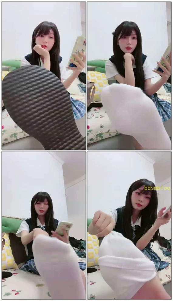 【吃一口甜心】第一视角红绿灯控制游戏JK白袜