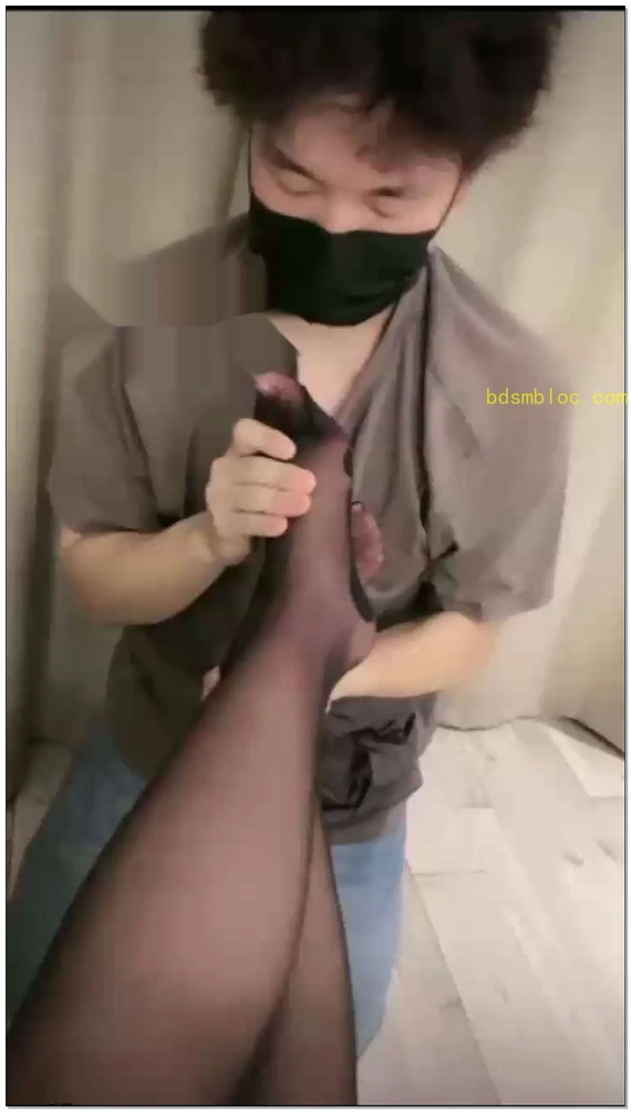 【貂蝉S】调教暴力提档，脚耳光，口水