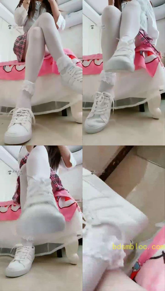 【兔粉粉女皇】第一视角香袜棉袜羞辱