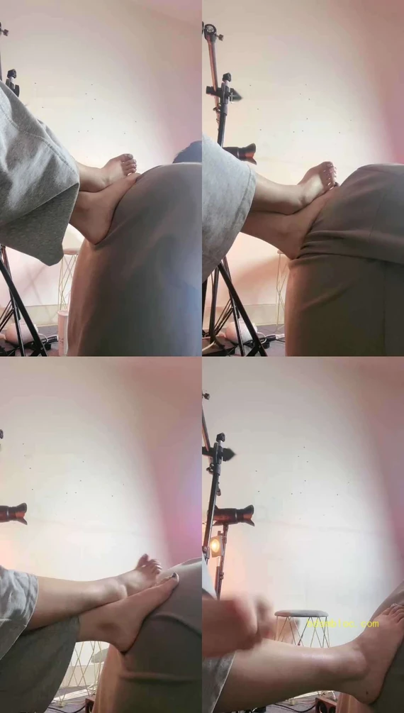 【绝美兔女王】把狗当做暖脚宝