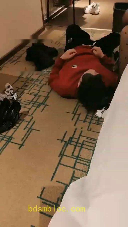 【青岛情侣】玩一个贱货