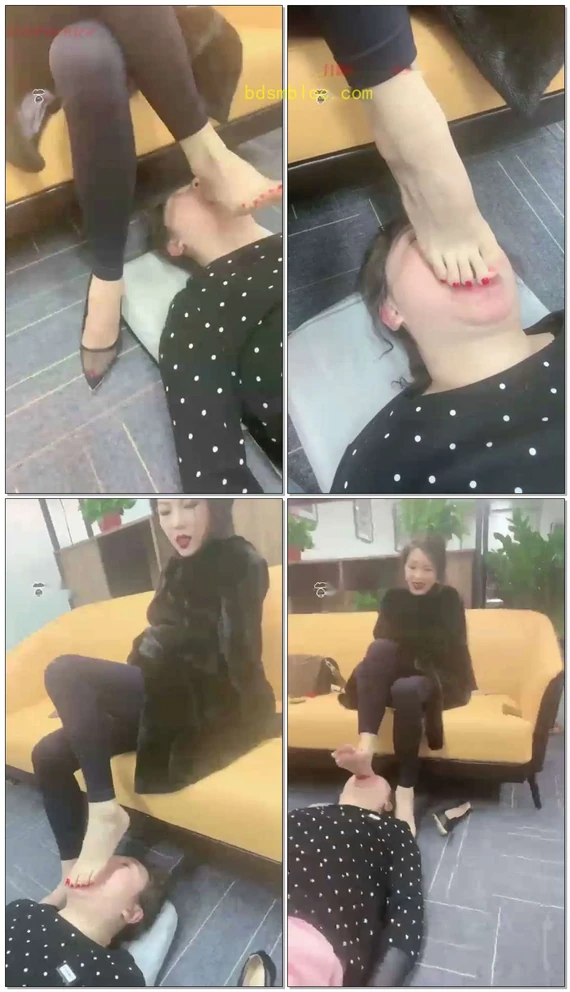【歌迪丝】骚女奴三婶舔美脚深喉