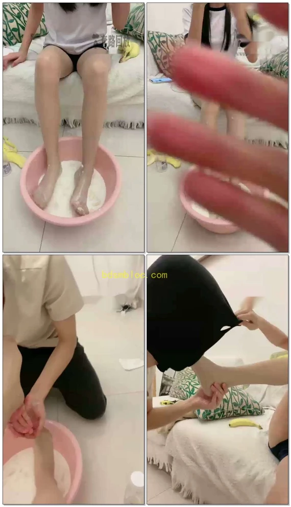 【香菜s】牛奶洗脚踩踏香蕉给狗狗吃（一）