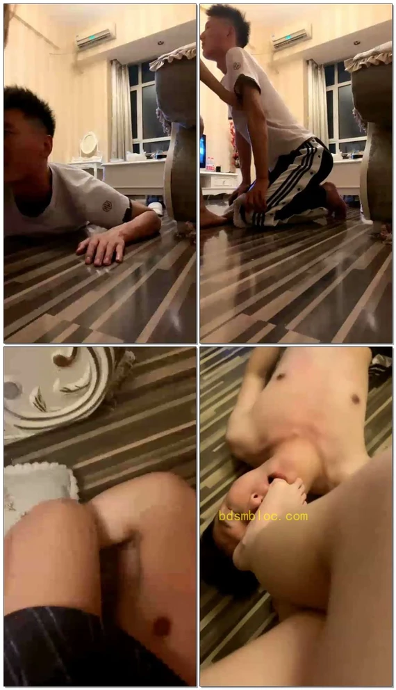 【欣桐】夹头踩踏，舔脚虐乳，窒息耳光