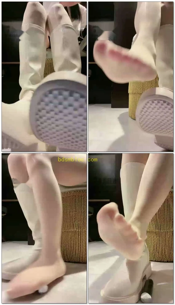 【樱桃大大】第一视角肉丝红绿灯肉丝配短靴