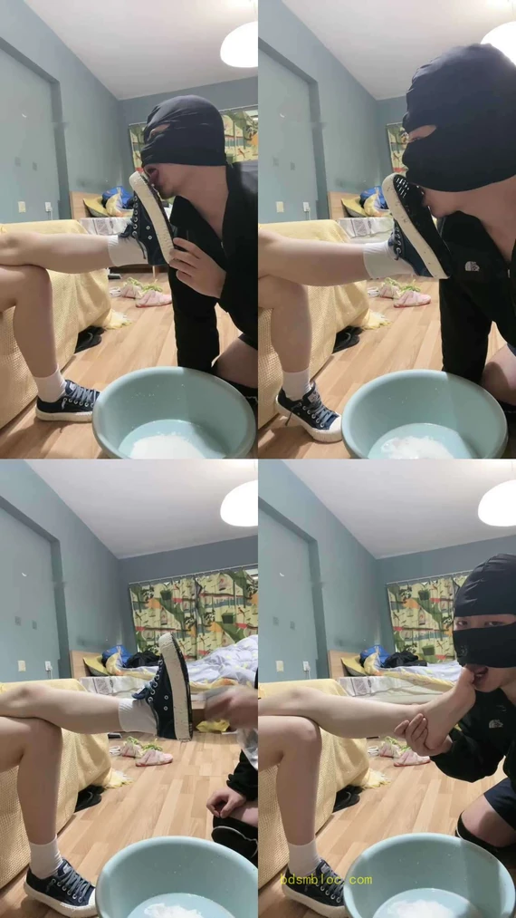 【黑泽兮】主人的脏鞋底和白袜是奶香的