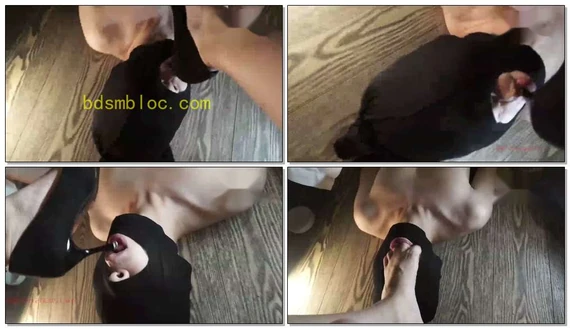 【黑丝诱惑-雯雯】素女雯雯高跟裸足脚深喉特写