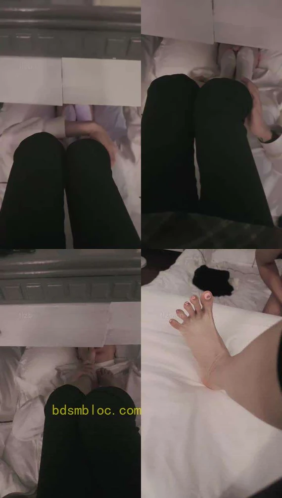 【娜娜米】桌底无意识踩下贱狗