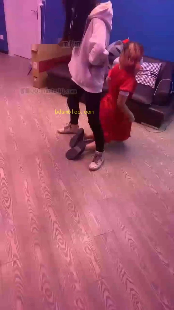 【全国最贱女M】开发温柔的学生素人