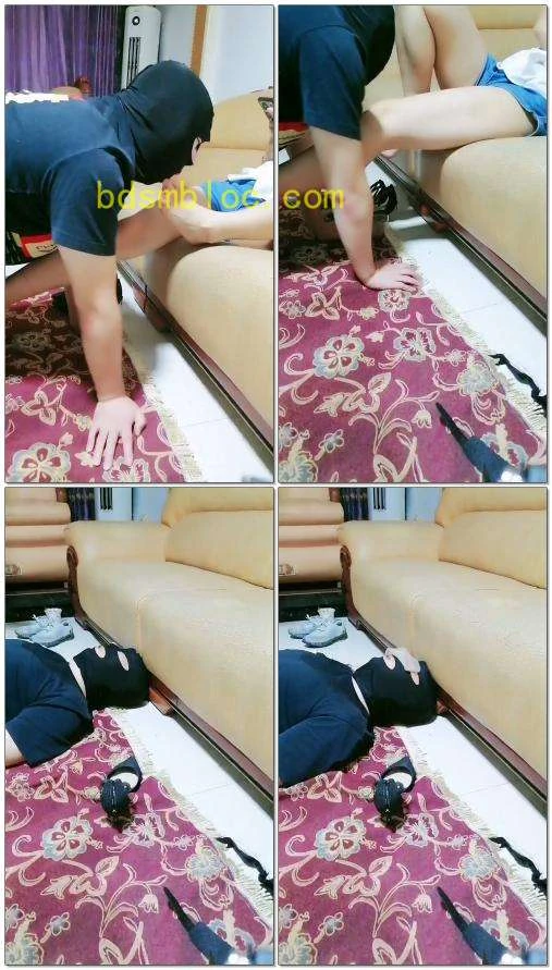 【Lin狐】贱狗的第一次现调臀坐耳光踩踏