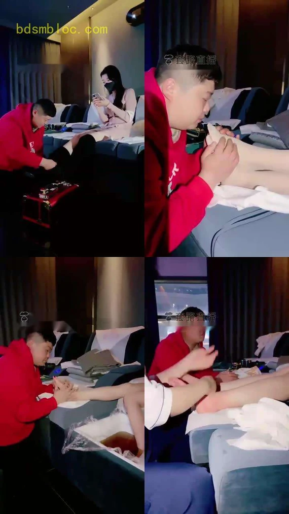 【莫莉】贱货在足浴店里和足疗技师一起伺候主人