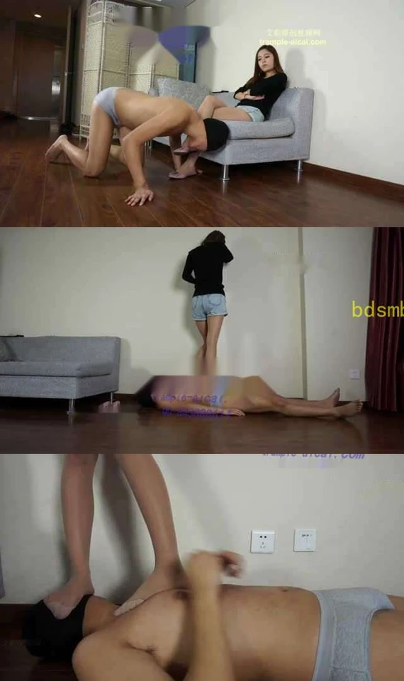 【小妮女主】舔美女肉丝脏底平底鞋，肉丝脚蹂躏踩踏