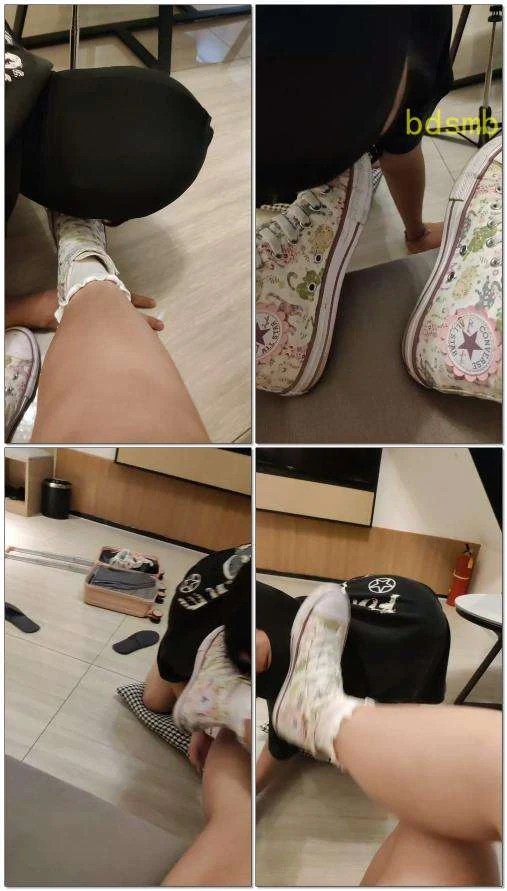 【蓝蓝大s】TJ场清理鞋子舔鞋舔脚强制闻臭袜子