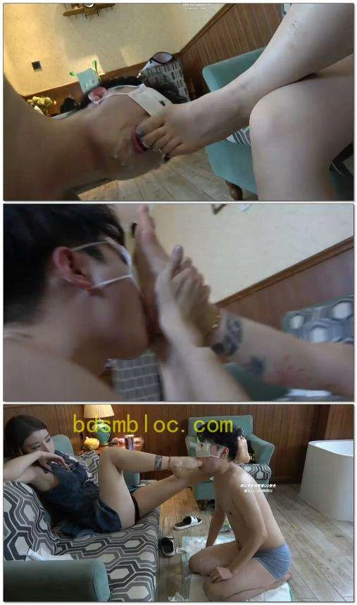 【领主老大】高强度的脚深喉长时间残忍深喉致下巴抽搐