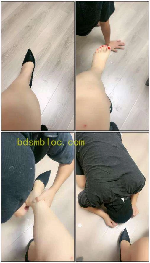 【护士乔安S】升水gou求着喝半只脚都塞进勾嘴里带泡泡的口水