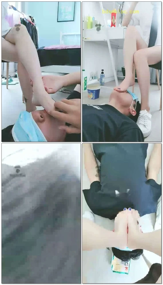 【翳女王】调教学生狗圣水泡面玉足喂食