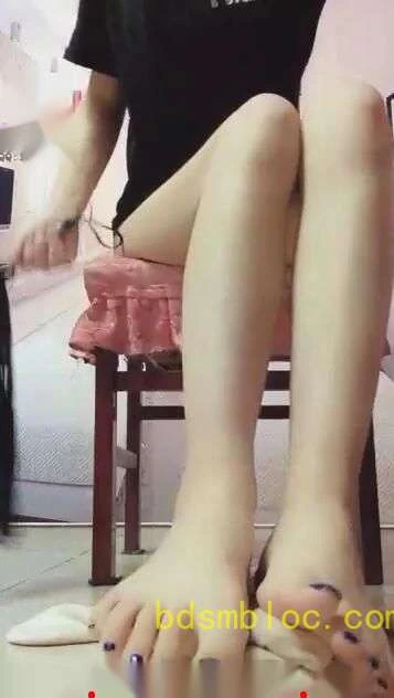 【00后晴晴女王】绿帽奴控制第一视角榨干你