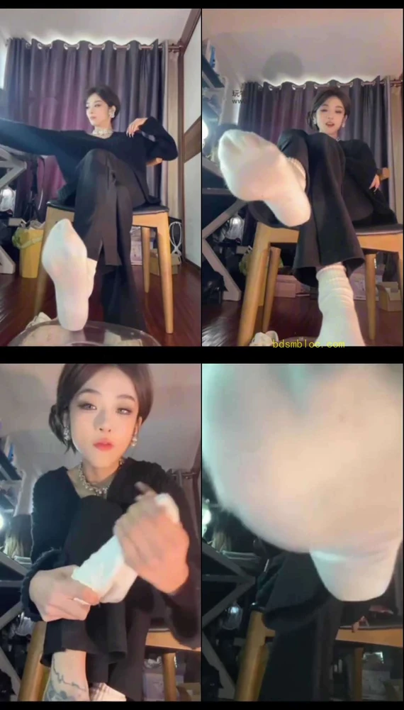 【不知名美女】超重口白袜羞辱