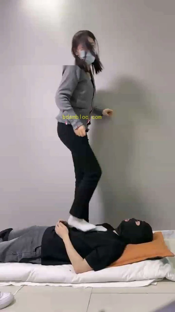 【与精神小妹的那些事】群调远方来的客人