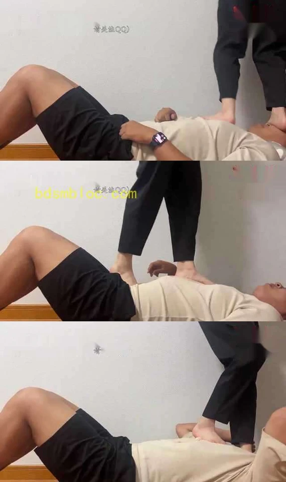 【茵茵】复出调教 裸足踩踏 深喉