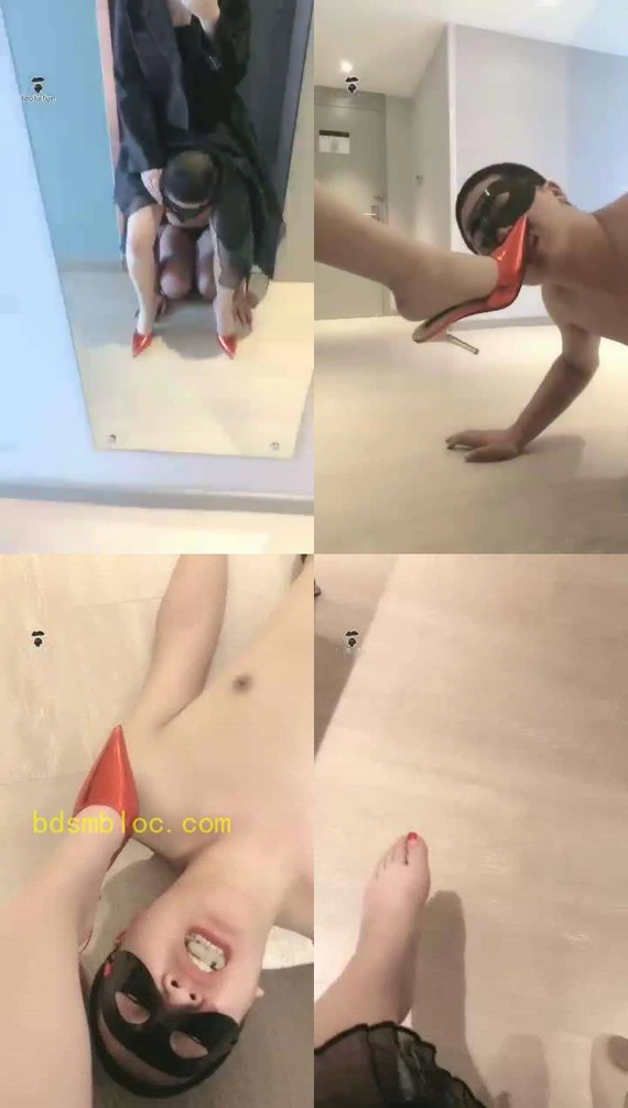 【悦主S】用狗嘴圣水洗丝袜