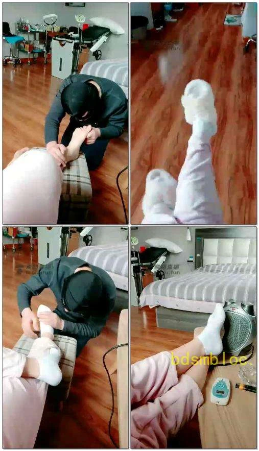 【灵犀女ss】天冷了按摩伺候棉袜脚取暖