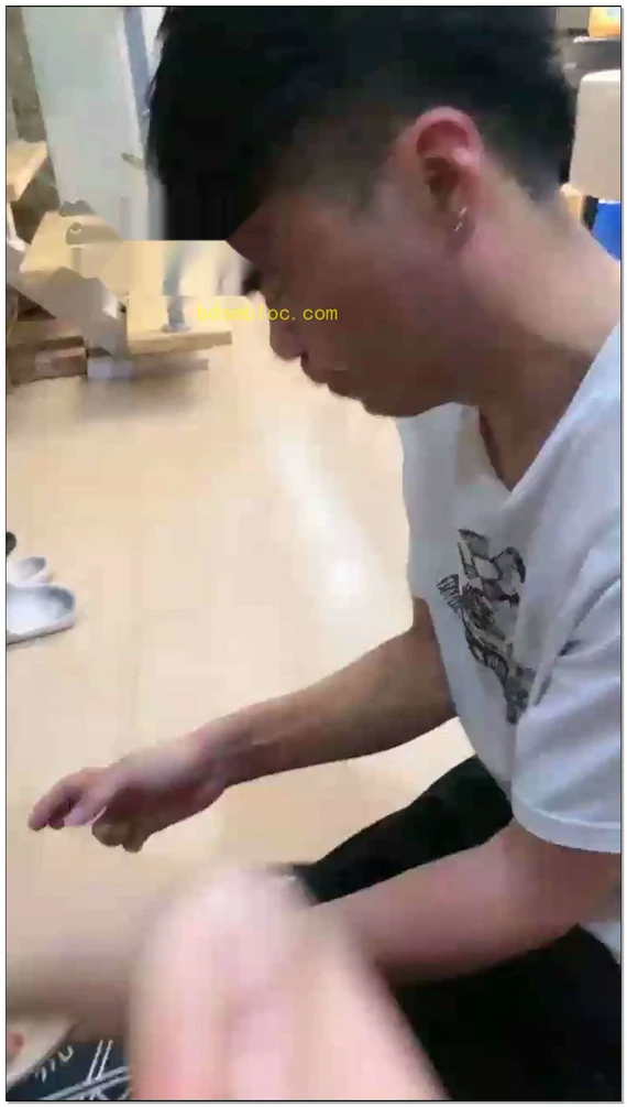 【红杉s】耳光三百下，深喉到嘴出血！
