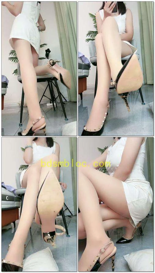 【小雅老师】第一视角红绿灯玩饥渴的小狗
